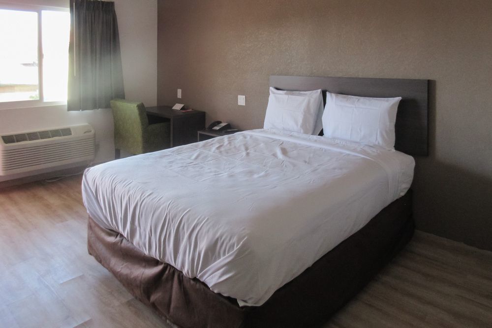 Hotel Baymont By Wyndham Bakersfield Extérieur photo